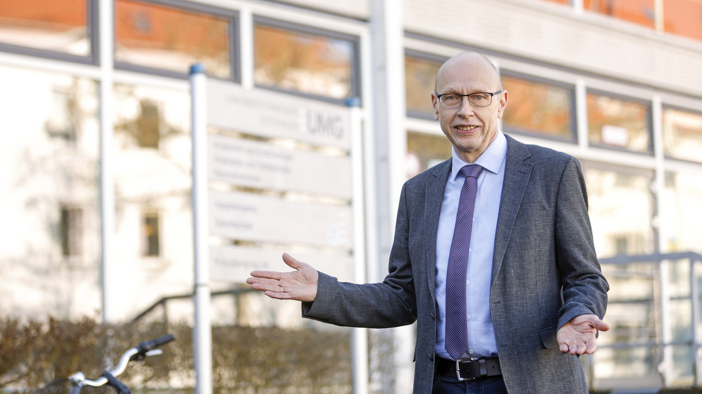 Prof. Dr. Jochen Staiger vorm Institut für Neuroanatomie